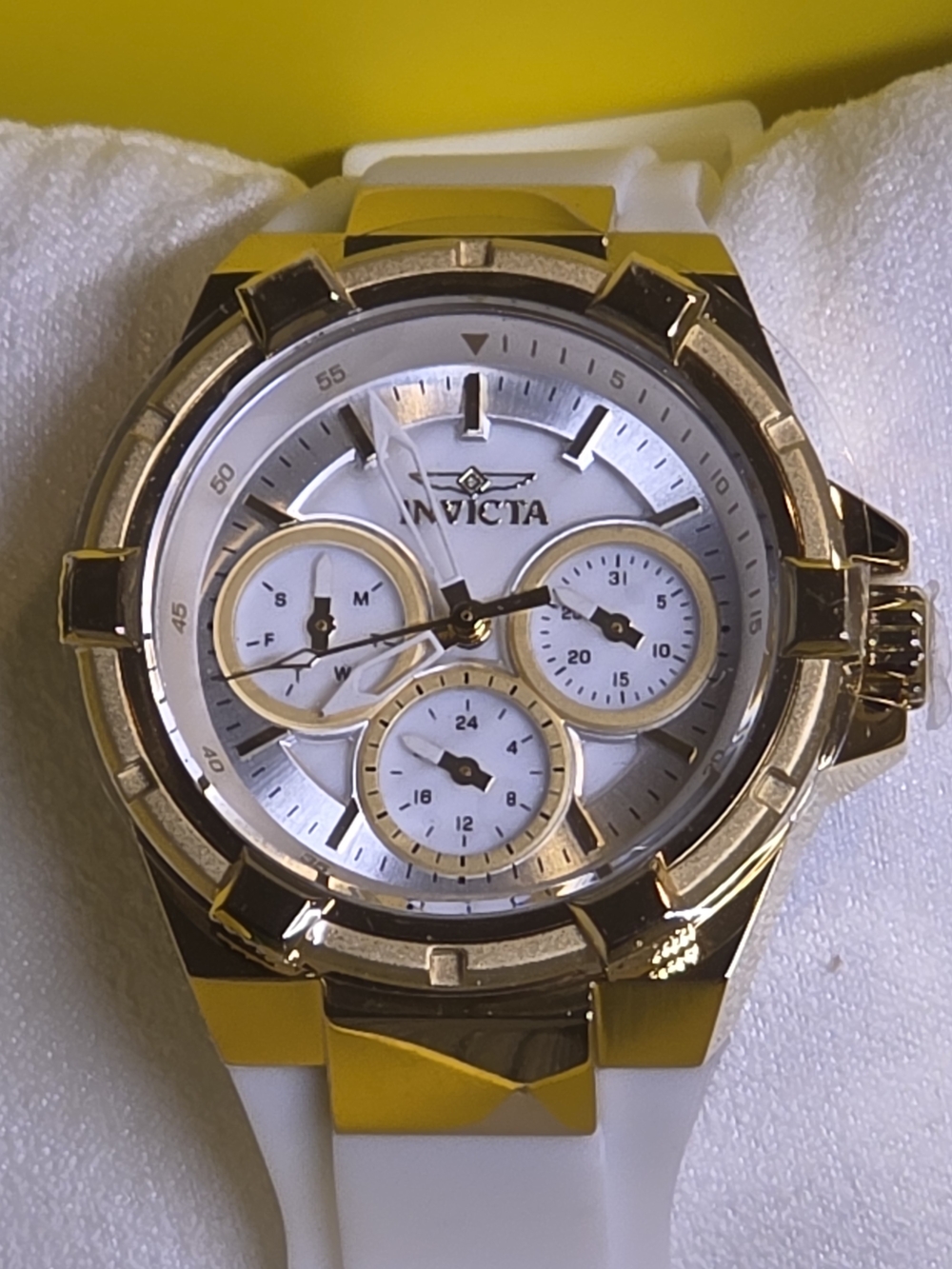 Invicta Aviator Arcelyra Women's Watch w/ Mother of Pearl Dial - 36mm, White